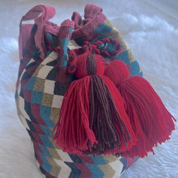 NEW Bohemian Bucket Bag - Picture 3 of 10
